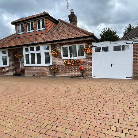 Ragged Hall Lane St Albans Exterior foto